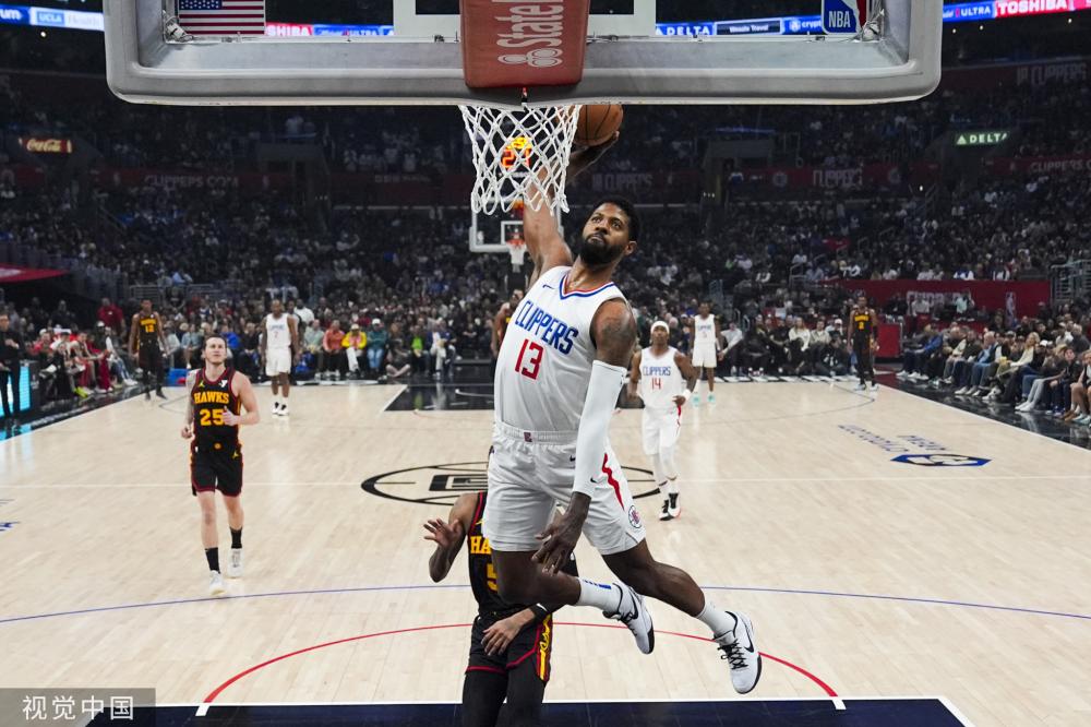 中占据上风 中占据上风