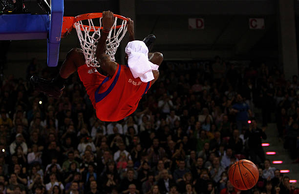 队在拥抱古 队在拥抱古