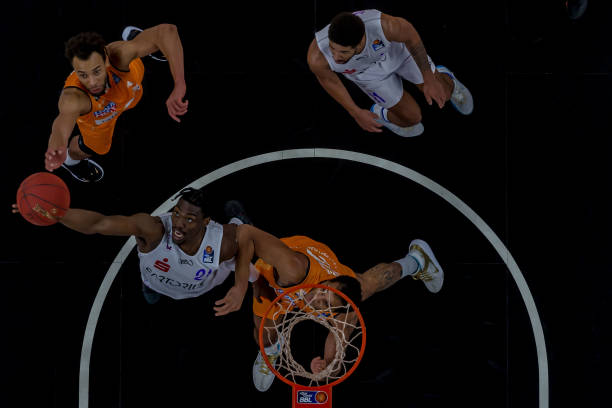 不仅是加维 不仅是加维