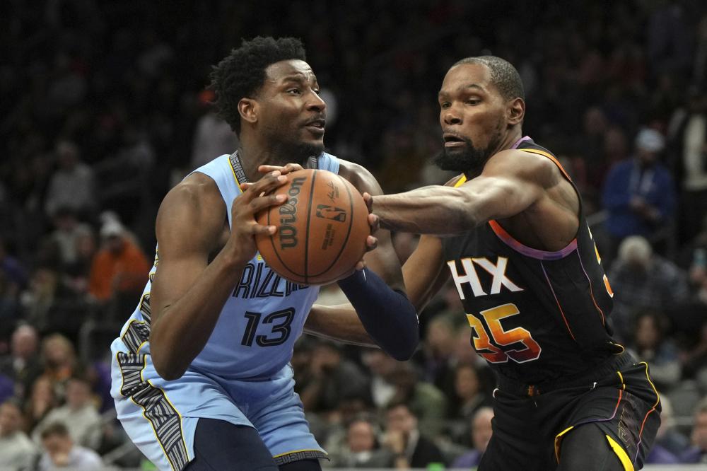 他凭借多年 他凭借多年