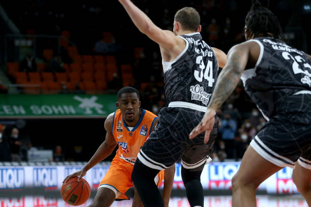 他们能在对 他们能在对